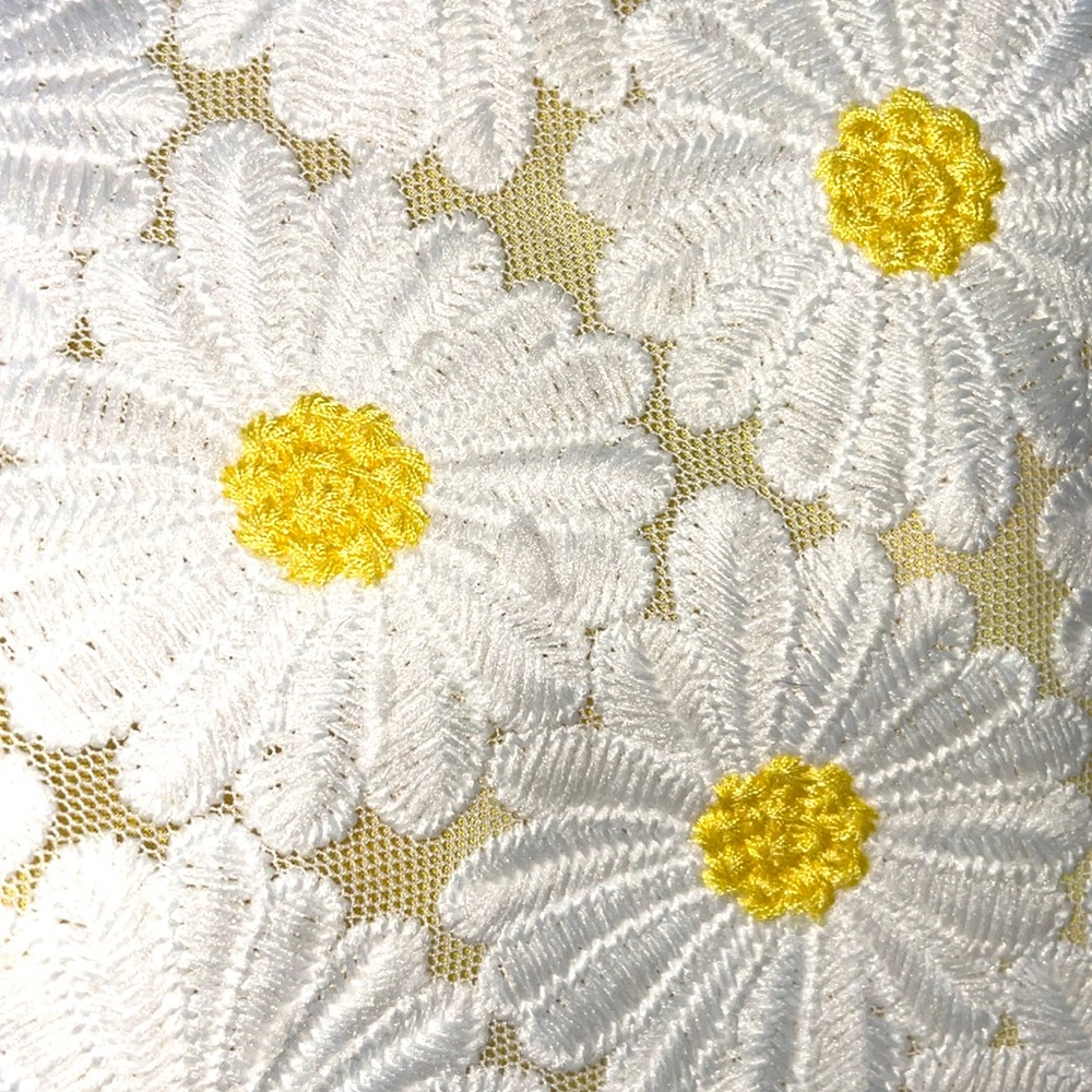 Beautiful Gymboree Daisy Skirt, Size 10